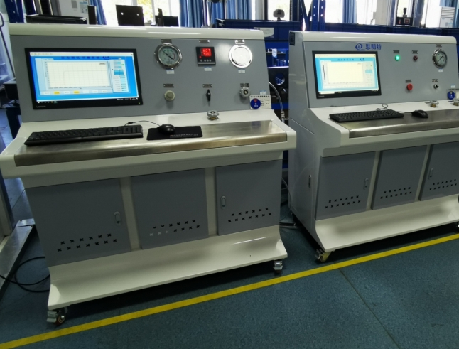 加液口、加氣口的水壓強(qiáng)度試驗(yàn)機(jī)-氣密性實(shí)驗(yàn)臺